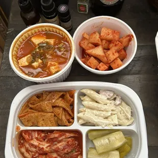 Kimchi Jjigae