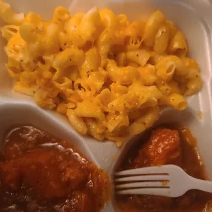 Mac n cheese and yams (yams are amazing)
