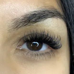 Textured volume lashes
