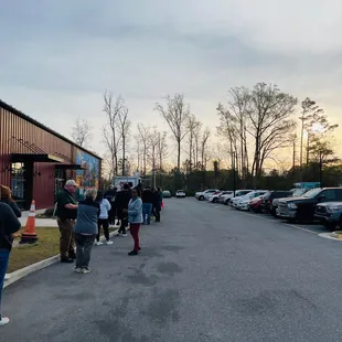 Yes, the lines are this long.