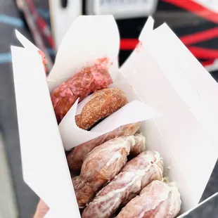 1 strawberry glaze, 1 cinnamon sugar and 4 glazed (my fave!)