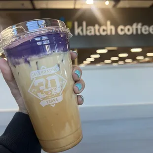 Vanilla latte with Ube foam