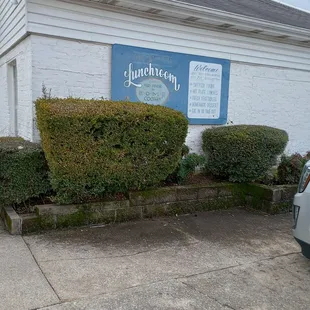 the front of the restaurant