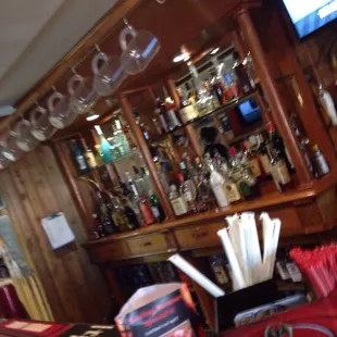 klinker&apos;s home bar