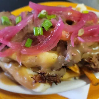 BEEF SHORT RIB POUTINE