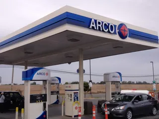 Jahant Food & Fuel Stop