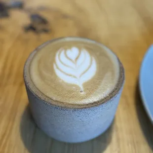 Latte w/ oat milk and honey