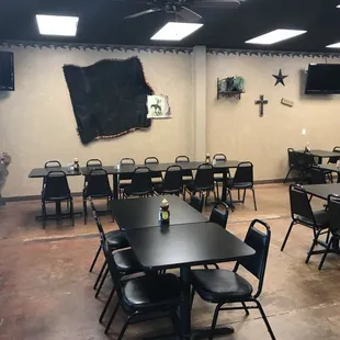Front Dining Room As You Walk In The Door