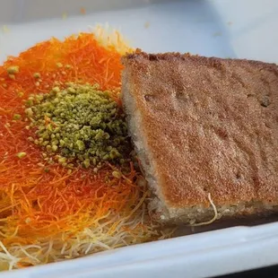 Knafeh &amp; Hilbeh