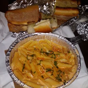 Penne vodka and garlic bread.