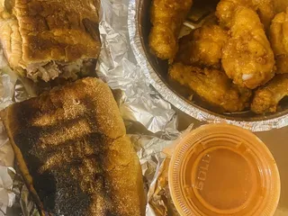 Mike's Pizza