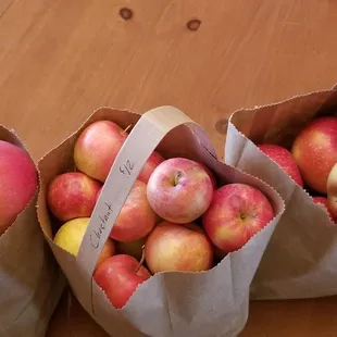 Current varieties of apples available!