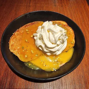 Lemon Pistachio Curdle