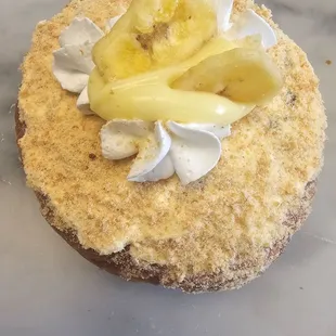 Banana Cream Pie Kronut