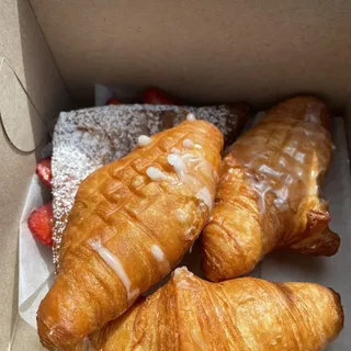 Plain Buttermilk Croissant