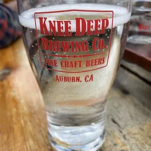 Drewski hard seltzer - mango pineapple