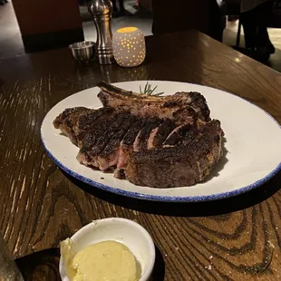 Tomahawk Steak