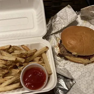 Knight rider pulled pork with slaw and bbq sauce. Fresh cut French fries.
