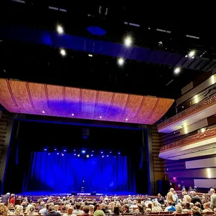 Knight Theater