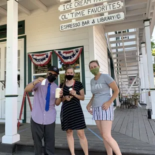 :DK, Koala Deb, Heather (Owner)