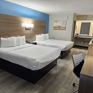 Double Queen Guest Room