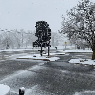 April snow (2022)