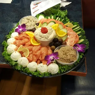 Catering at knishes&amp;Dishes