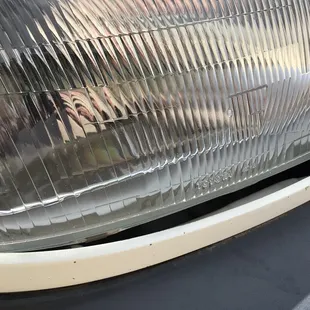 This is the gap of the trim around the headlamp.