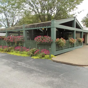 outside dining area, large parking area, and great food