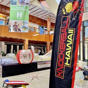 Bump zone setup at Pearlridge Center.