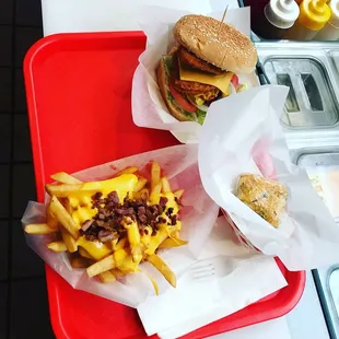 Delicious food.. great portions.  Fresh Burgers.  Build your own
