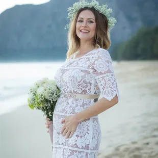 Knots &amp; Shots Hawaii, LLC  Waimanalo Beach Wedding