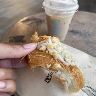Mac Nut Croissant