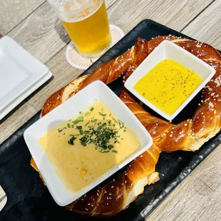 Bavarian Pretzel with Beer Cheese and Beer Mustard - whether it&apos;s an IPA or Pale Ale or a PQ Punch , you need THIS !!!