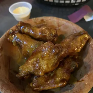 Bbq stripe garlic wingz