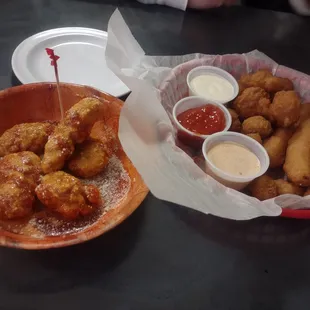 Snack sampler with fried pickle, mushroom and boneless wings