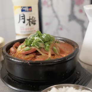 Boo Dae Jeongol Boo Gae Jjigae