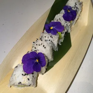 sushi and sashimi, interior