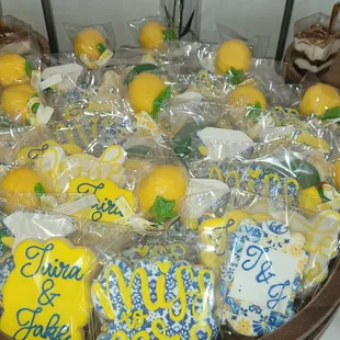 a display of cookies and cookies