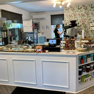 Serving area for coffee and tea