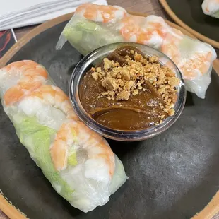 Summer Roll with peanut sauce