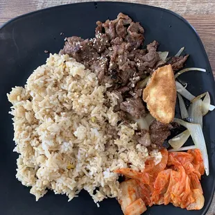 Bulgogi.... So yummy! We usually get the wonderful Pho but we stepped out today.