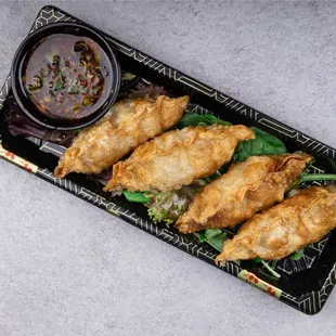 chicken wings and fried chicken, food