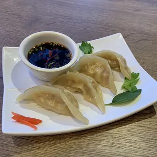 Steam Gyoza