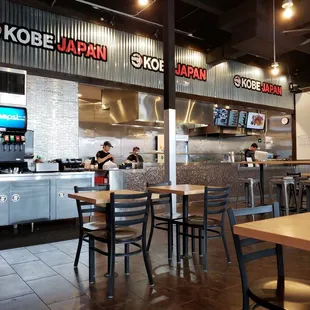 ramen and noodles, interior
