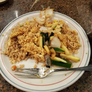Amount of rice and veggies given. This picture was taken before I ate anything. Had only ate some of the salad.