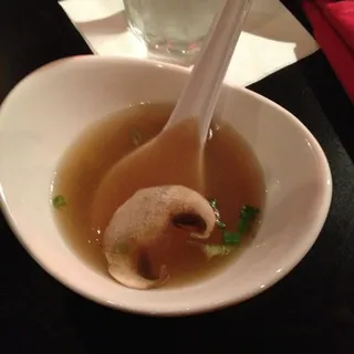JAPANESE CLEAR ONION SOUP
