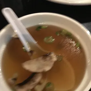 JAPANESE CLEAR ONION SOUP