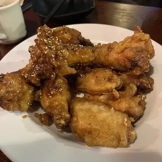 Half & Half Chicken Wings