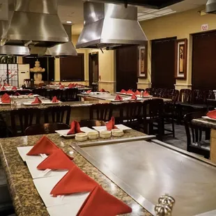 sushi and sashimi, interior